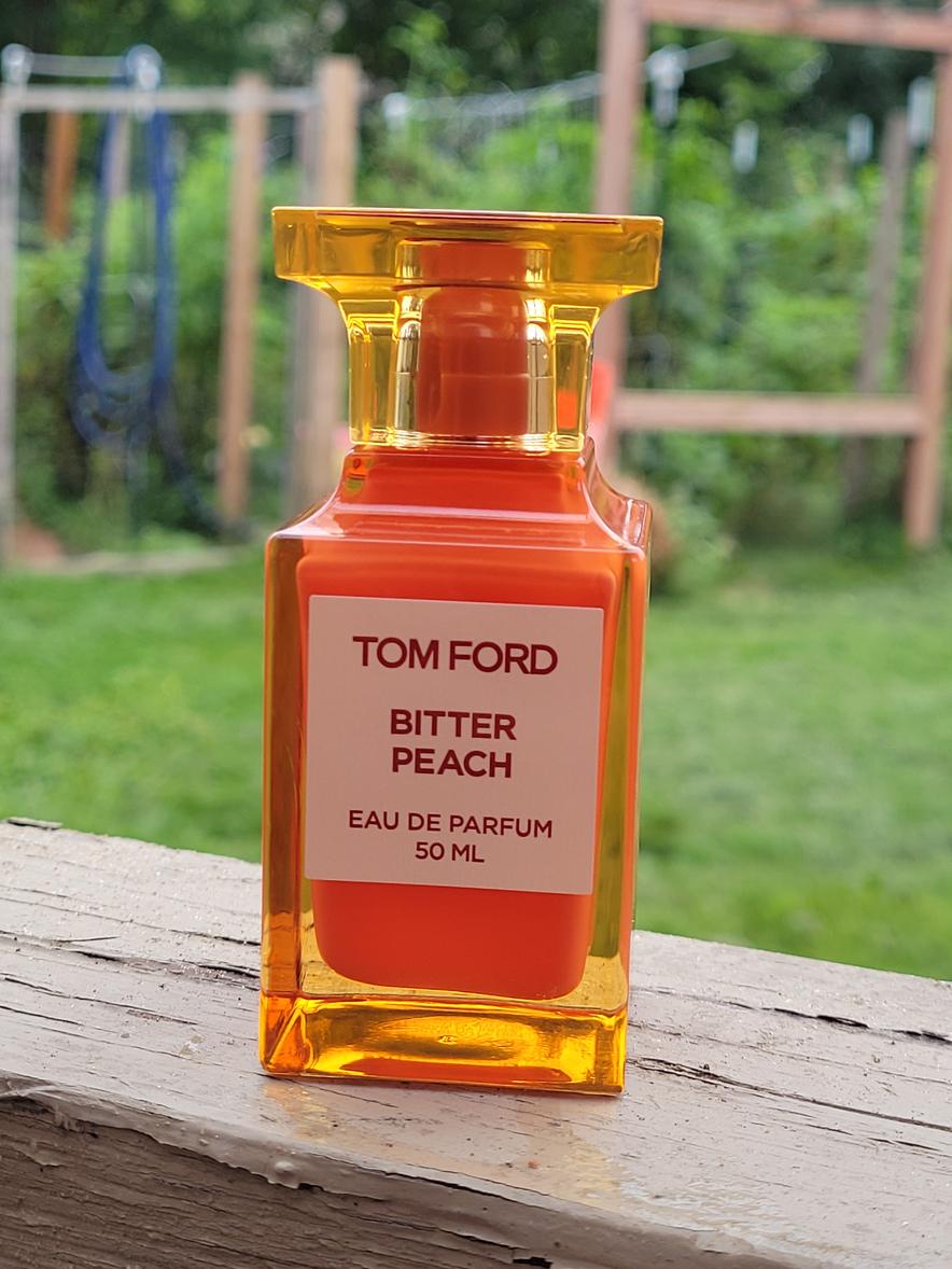 Bitter Peach Eau De Parfum - TOM FORD | Sephora