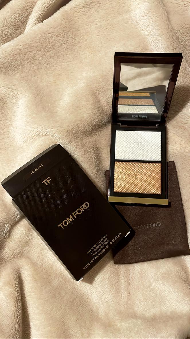 Skin Illuminating Powder Duo - TOM FORD | Sephora