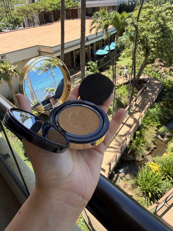Skin Affair Soft Glow Cushion Foundation - Yves Saint Laurent