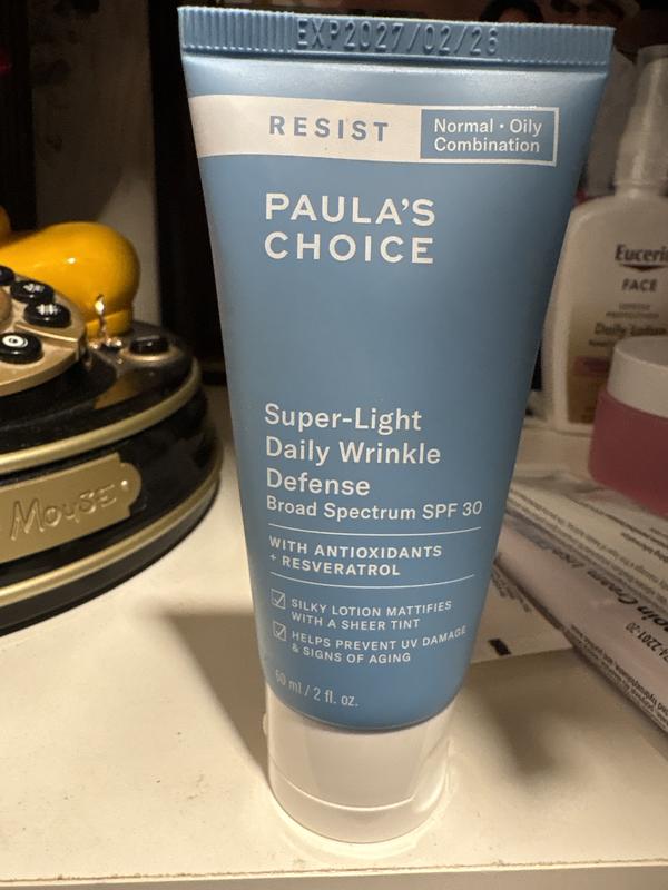 RESIST Super-Light Daily Wrinkle Defense SPF 30 - Paula's Choice