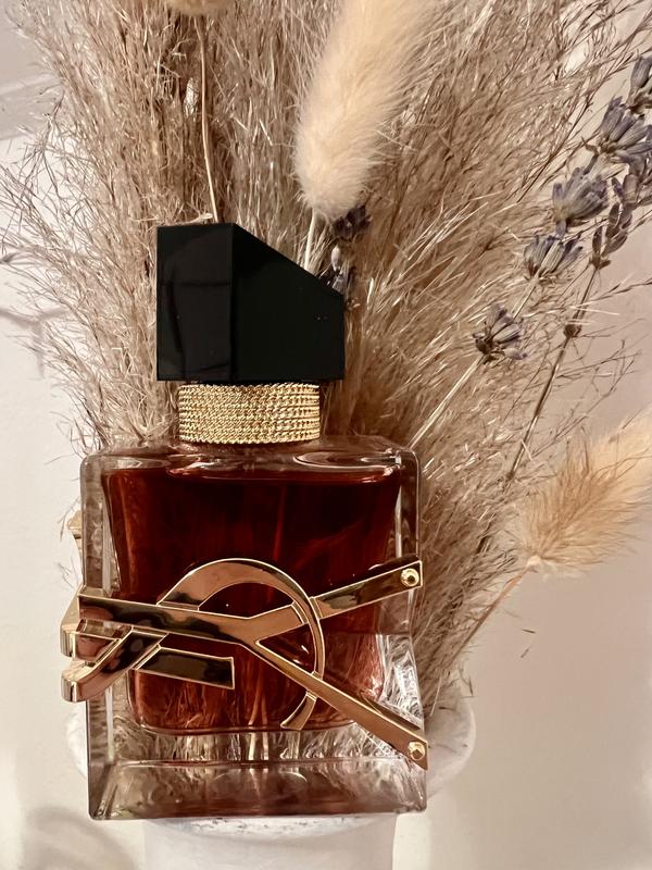 Libre Le Parfum with Orange Blossom & Saffron - Yves Saint Laurent