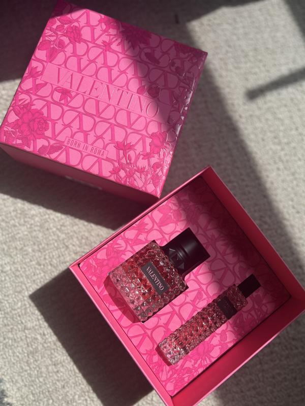 Donna Born in Roma Eau de Parfum Mother's Day Fragrance Gift Set