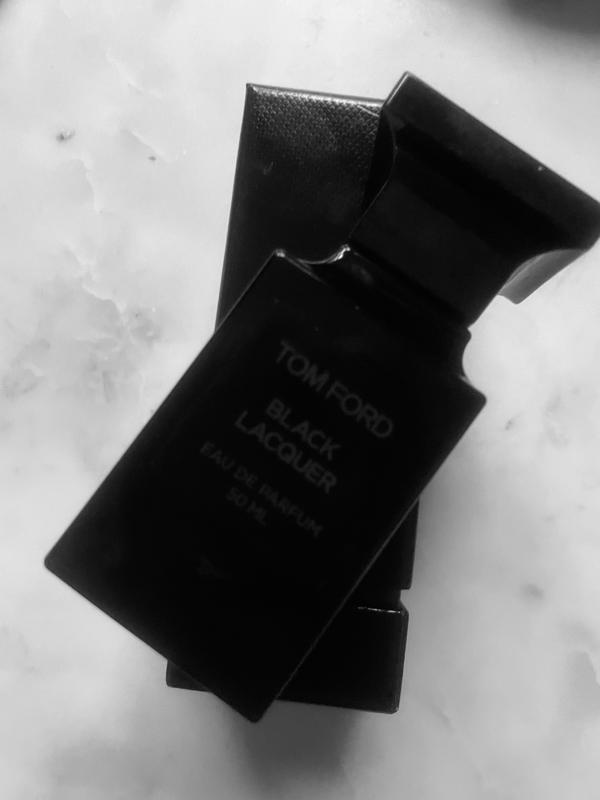 Black Lacquer Eau de Parfum Fragrance with Leather & Peony - TOM