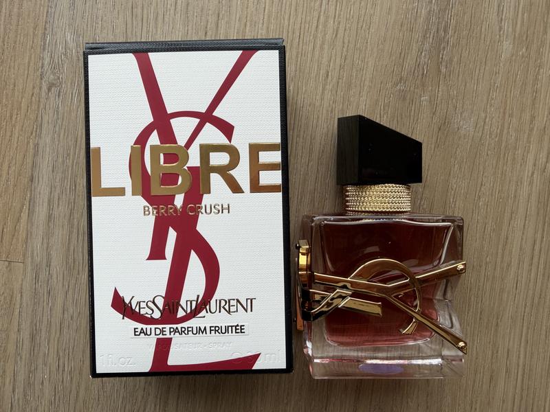 Libre Berry Crush Eau De Parfum with Raspberry - Yves Saint