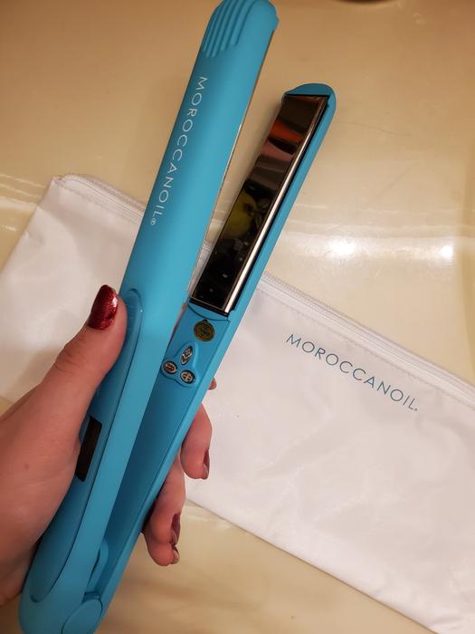 Perfectly Polished Titanium Flat Iron Moroccanoil Sephora