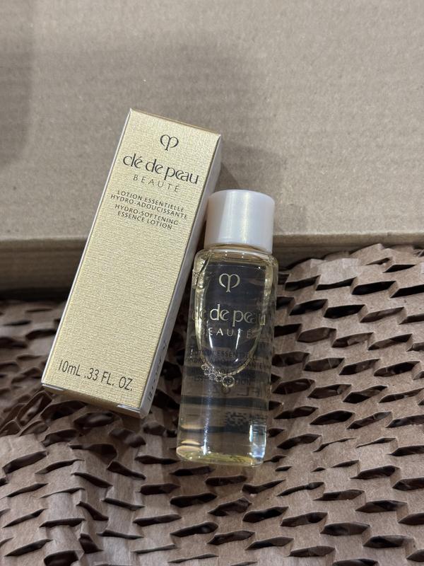 Hydro-Softening Essence Lotion - Clé de Peau Beauté | Sephora