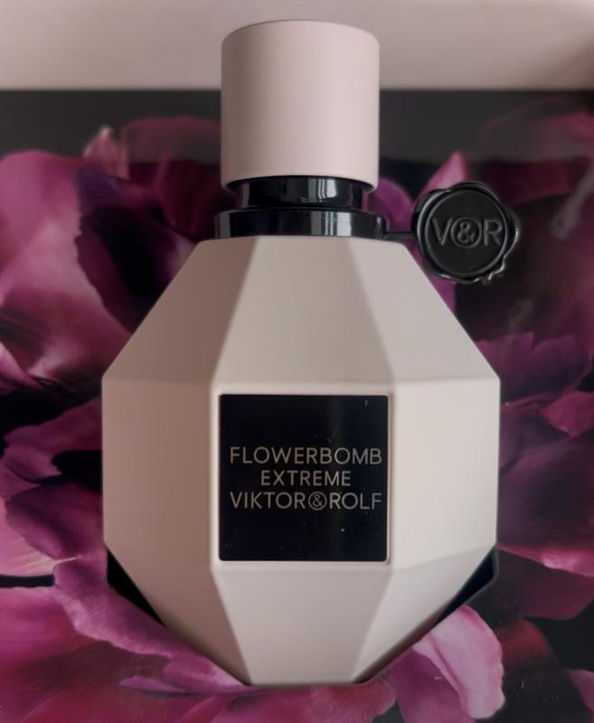 Flowerbomb Extreme Eau de Parfum Intense with Raspberry & Vanilla