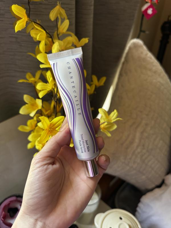 Just Skin Smoothing Lightweight Tinted Moisturizer - CHANTECAILLE