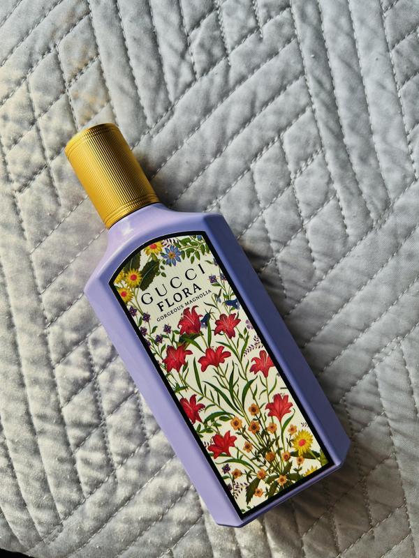 Flora Gorgeous Magnolia Eau de Parfum with Berries and Patchouli