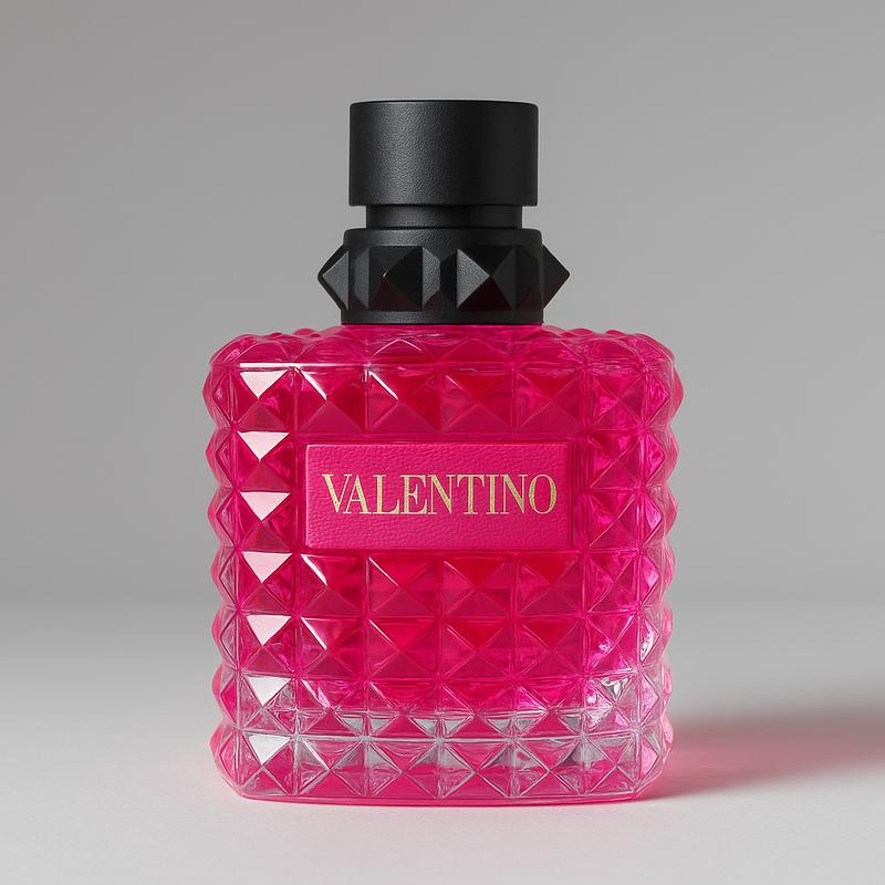 Donna Born in Roma Extradose Parfum with Vanilla & Blackcurrant