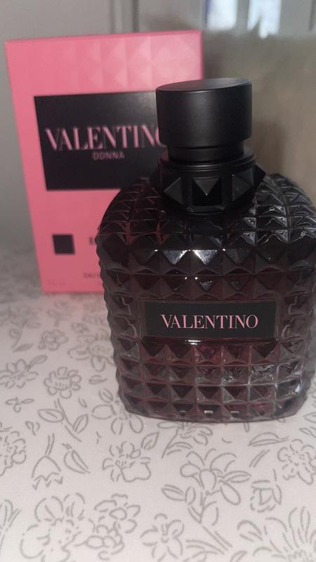 Donna Born in Roma Intense Eau de Parfum with Amber & Jasmine