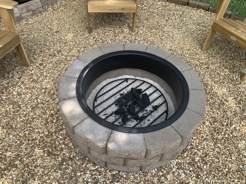 Sunnydaze Decor 12-in 5-lb Black Steel Fire Pit Log Grate in the