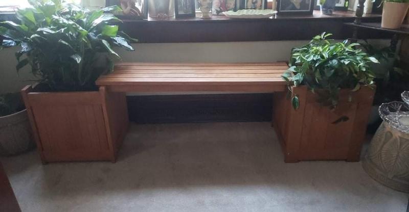 Timber planter bench deals kmart