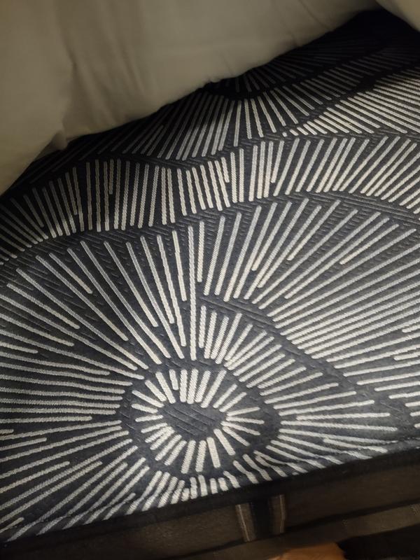 Love the design in the mattress