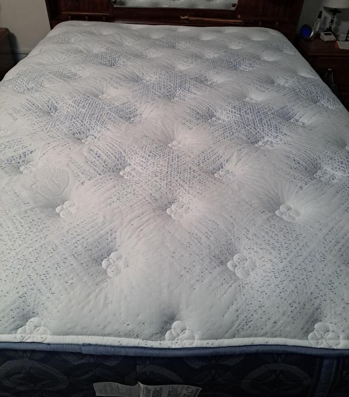 Serta Perfect Sleeper Innerspring Mattress - Cascade Range Medium 14”