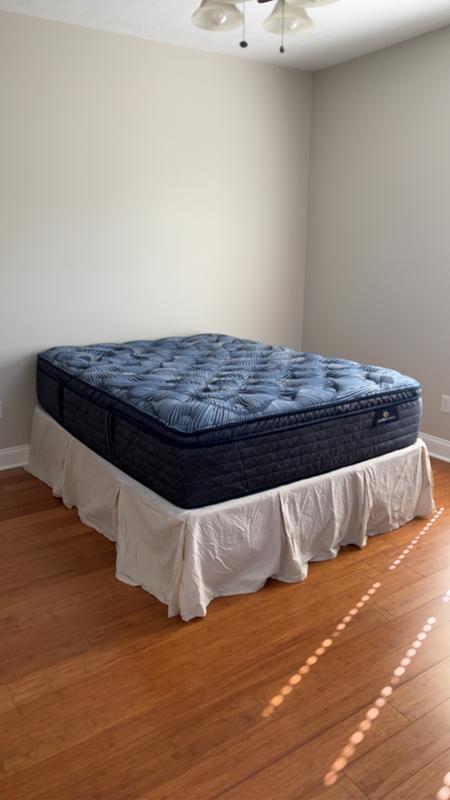 Customer carousel item 1.