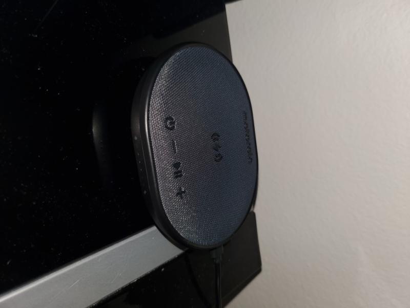 SMOOTH and simple design.