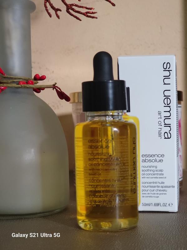 Shu Uemura  Essence Absolue Nourishing Protective Oil — BUZZ SALON