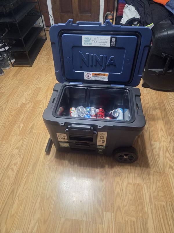 Ninja FrostVault™ 45qt Wheeled Cooler & Shark™ FlexBreeze