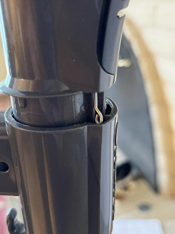 Bent hook that won’t slide back into the handle