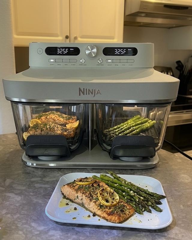 Ninja 公式 Crispi Table Cooker Ninja Crispi® DualZone™ Dual Basket Glass Air Fryer in Bone