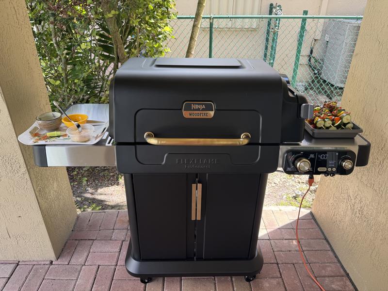 Ninja Woodfire FlexFlame Outdoor Cooking System Propane Grill