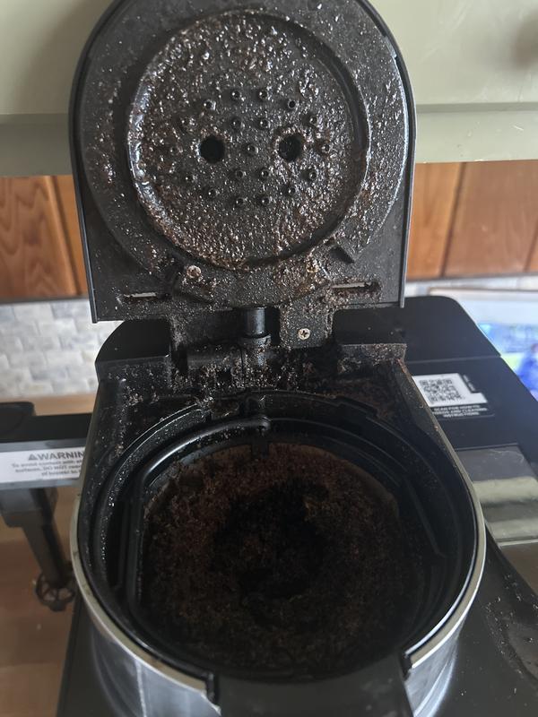 With 5 measuring spoons of grounds