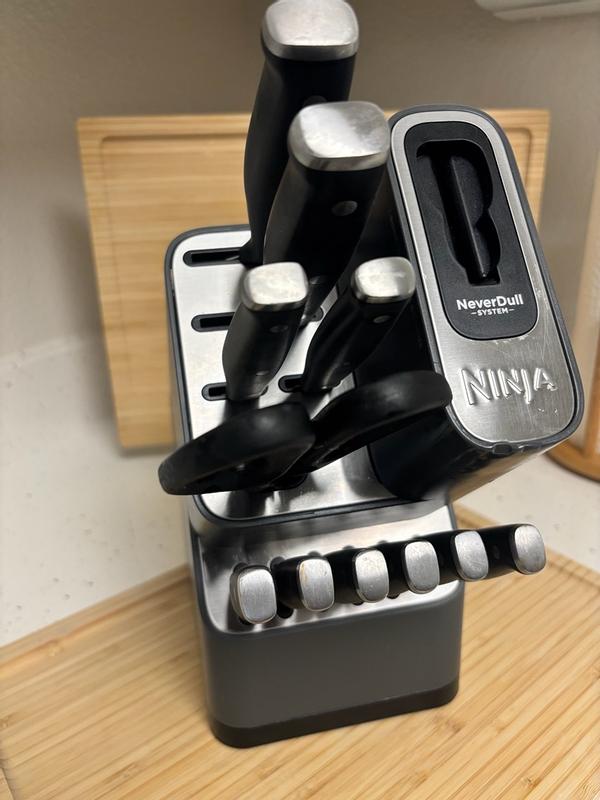 Customer carousel item 6.