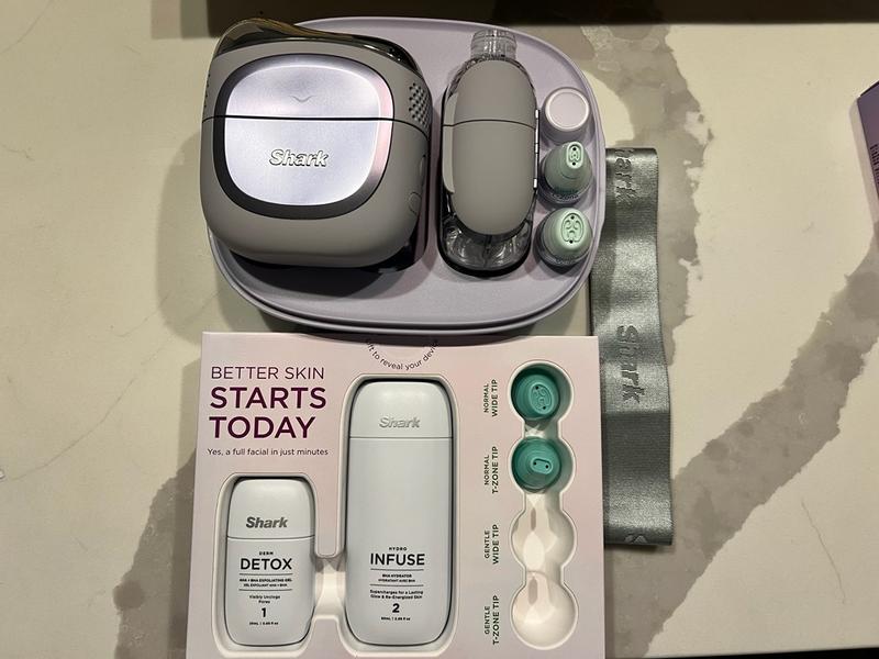 Shark™ FacialPro™ Glow At Home Hydro-Powered Facial System (Blue