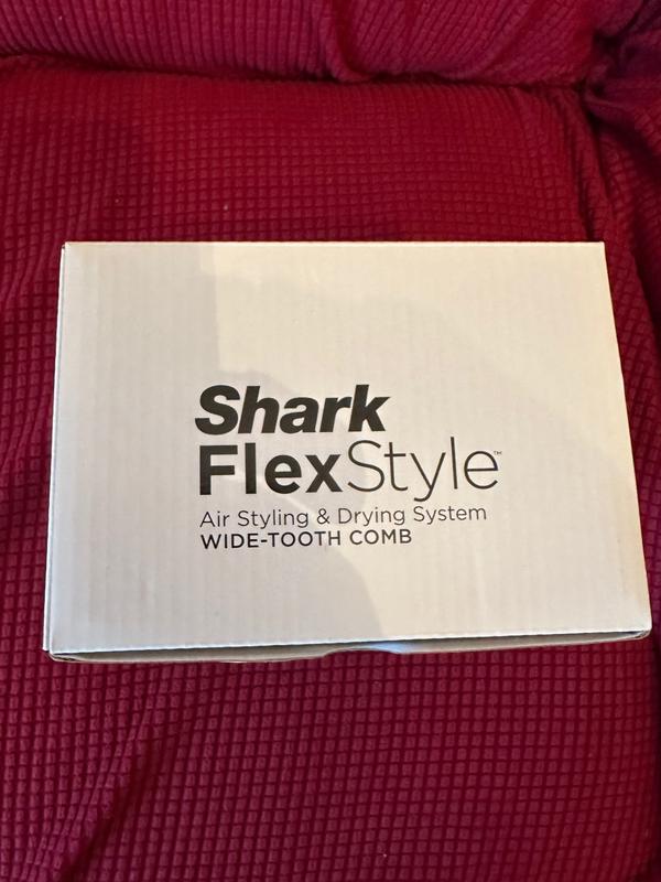 Customer photo for "Shark FlexStyle Wide-Tooth Comb!"