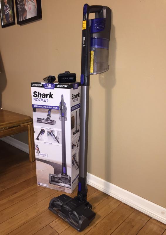 Shark rocket cordless discount stick vacuum reviews