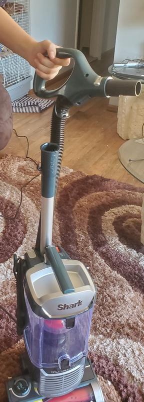 Shark Rotator Swivel Pro Bagless Corded Upright Vacuum with PowerFins  HairPro and Odor Neutralizer Technology in Green - ZU81 ZU81 - The Home  Depot