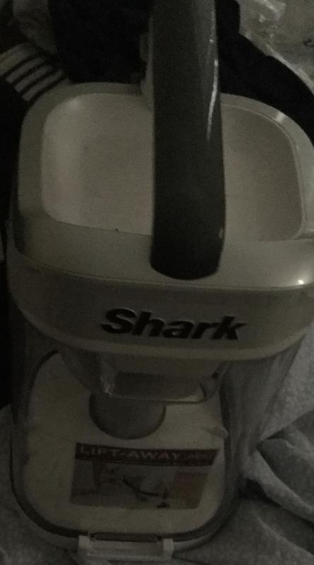 Dust cup that easily detaches!