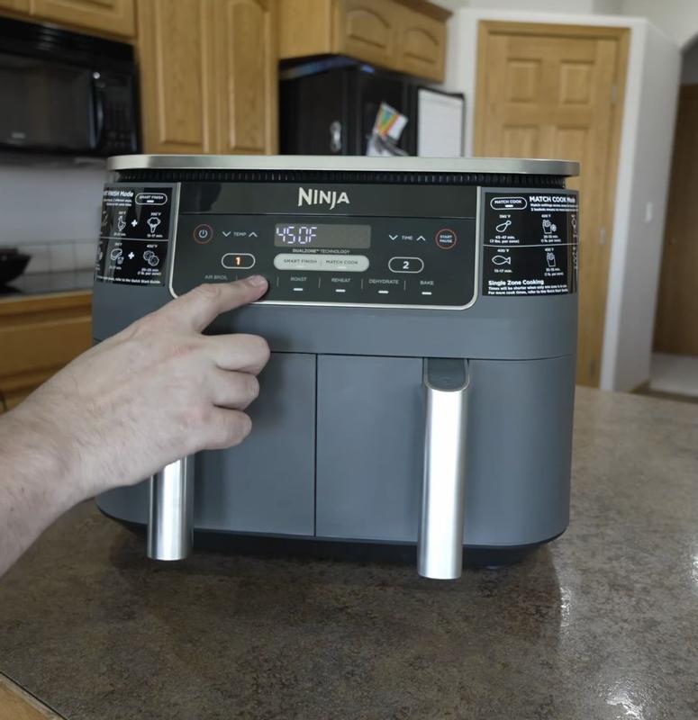 Customer carousel item 3.