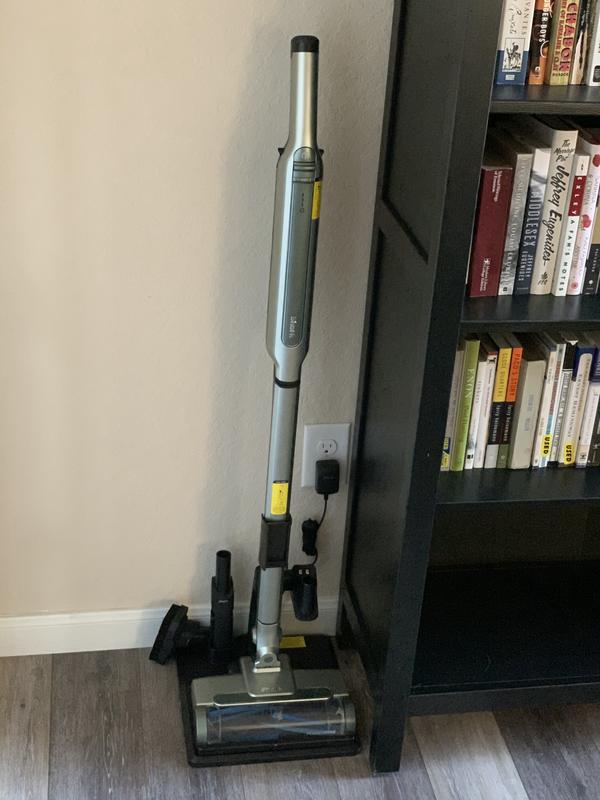 My new Shark Wandvac