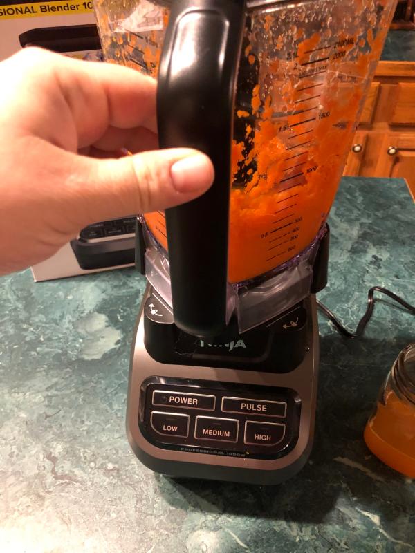 The locking base is so helpful!