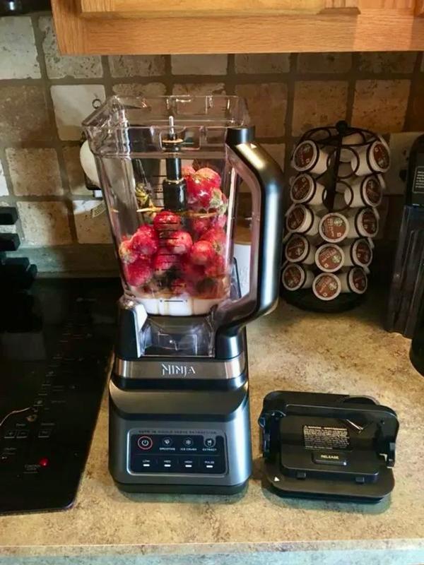 BN701 Professional Plus Blender with Auto-iQ® 
