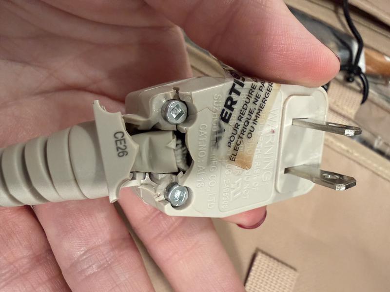 Customer photo for "DO NOT BUY"