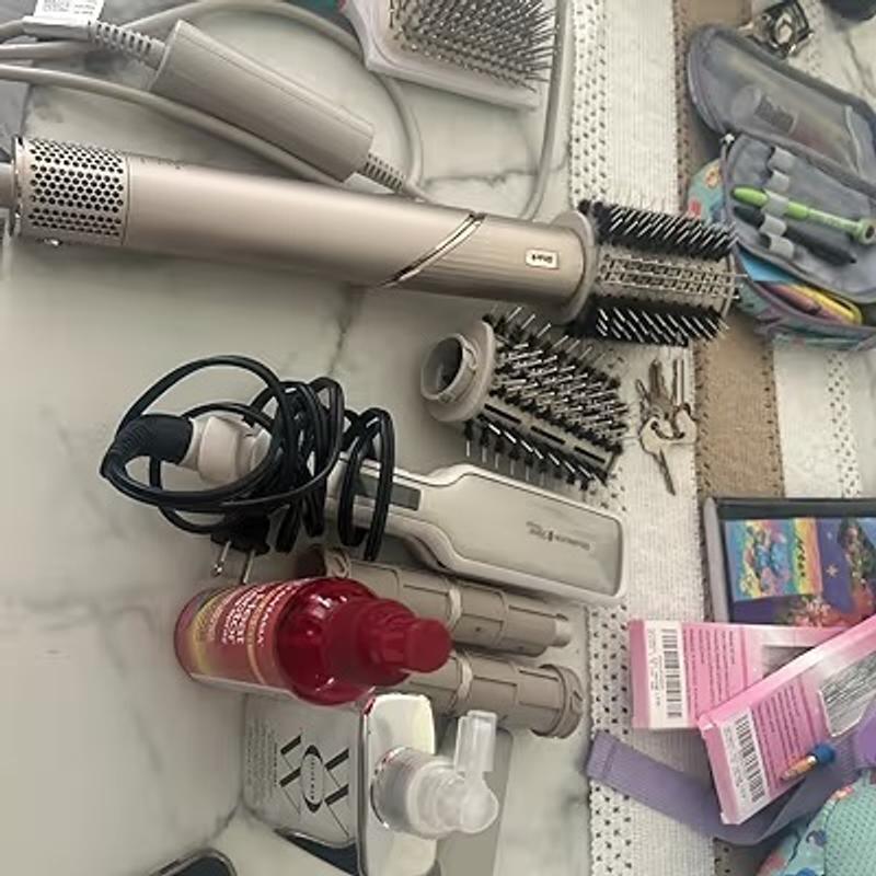 Customer carousel item 10.