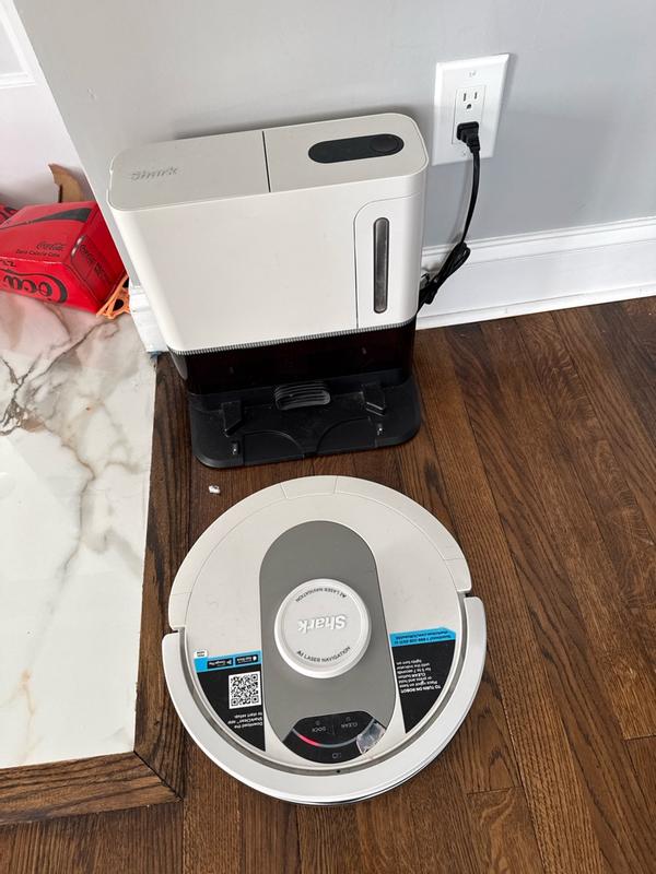 Shark AI ROBOT ロボット掃除機 Amazon.com - Shark AI Robot Vacuum & Mop with Self-Cleaning