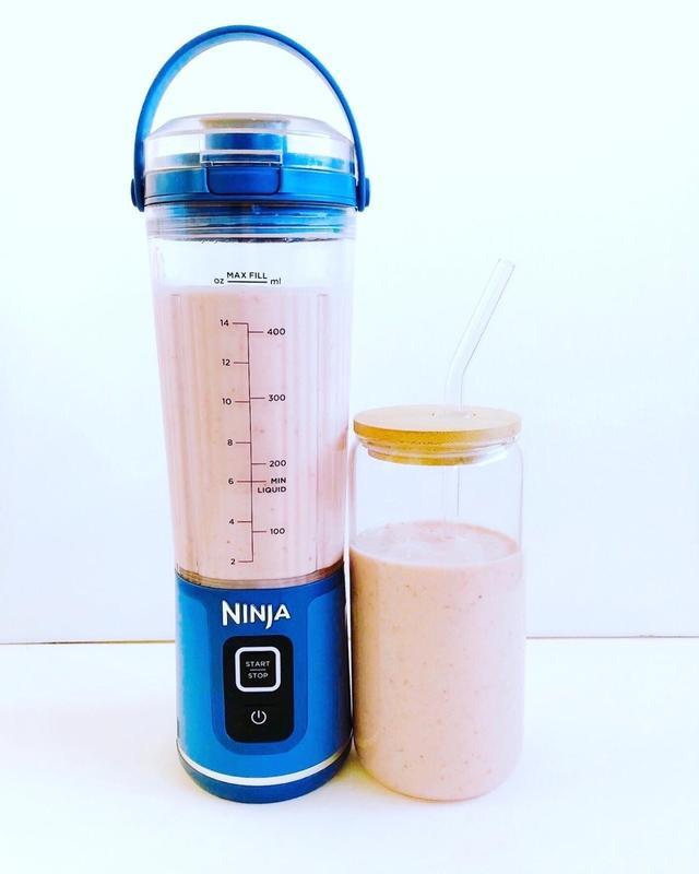 Trying out the new @NinjaKitchen Ninja Blast portable blender