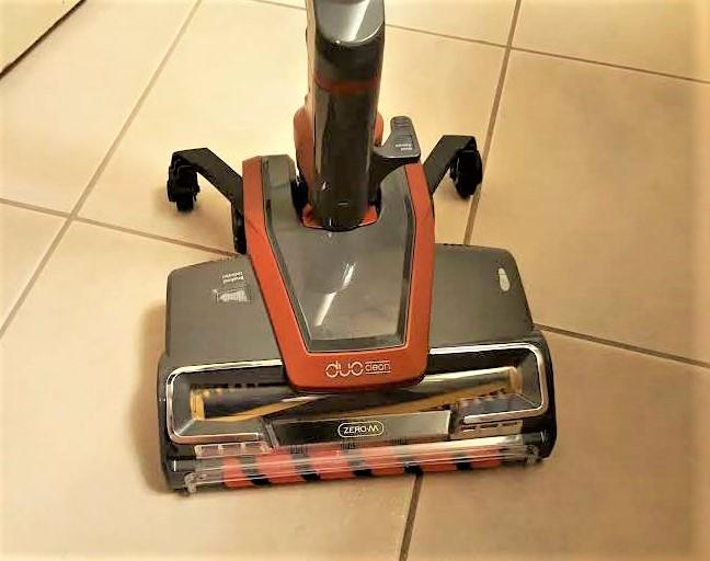 Double Brushheads and self-clean brushroll!