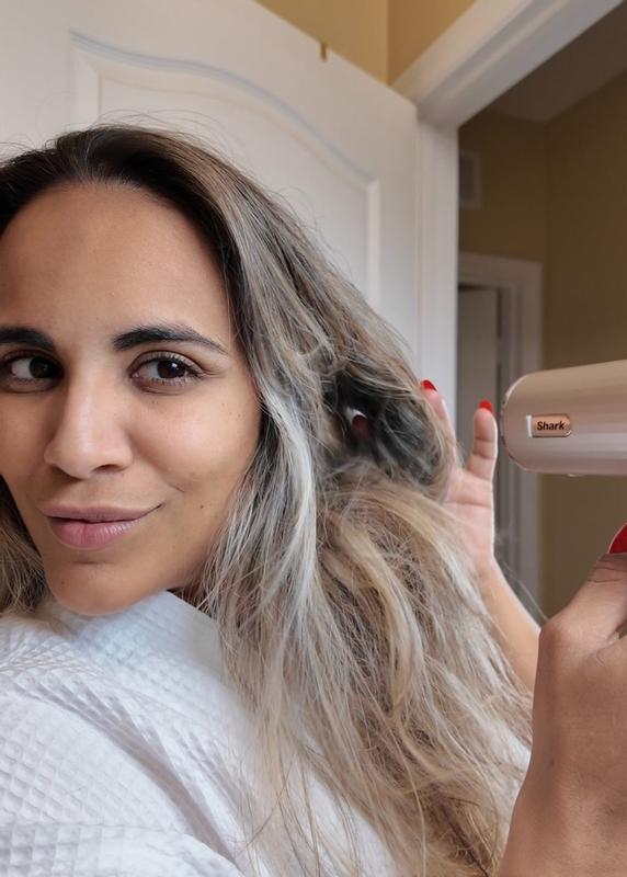 Customer carousel item 3.