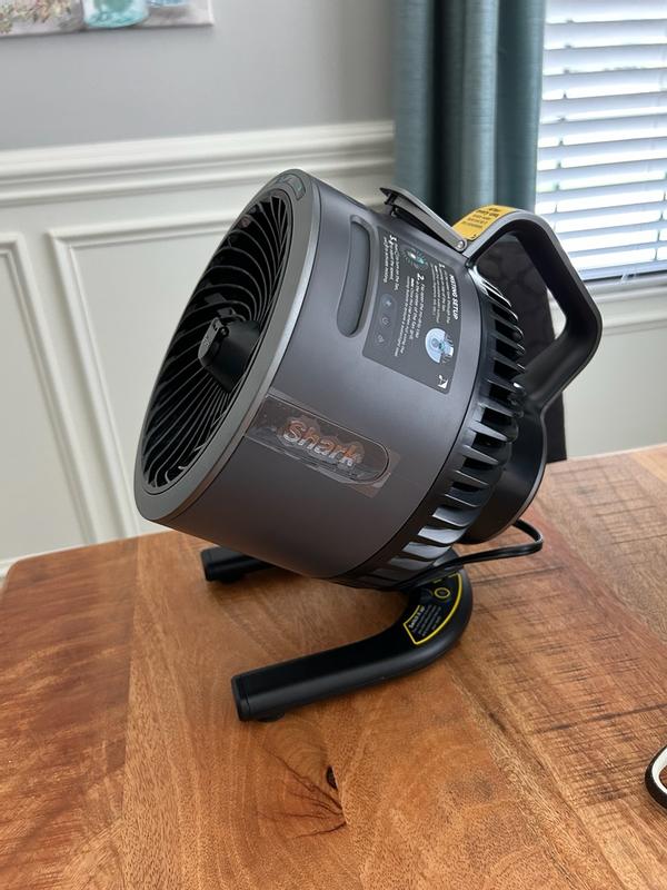 Shark（シャーク） FlexBreeze HydroGoグレー Shark™ FlexBreeze™ HydroGo™ Misting Portable Fan (Dark Gray