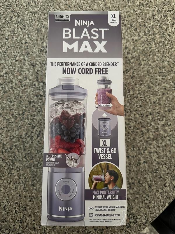 Ninja Blast™ Max Cordless Portable Blender Deep Navy Portable