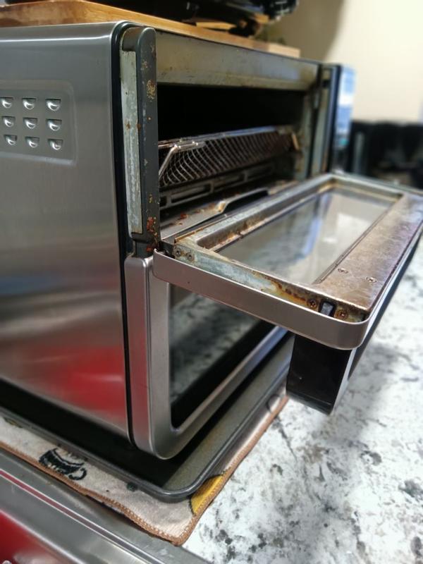 Customer carousel item 3.
