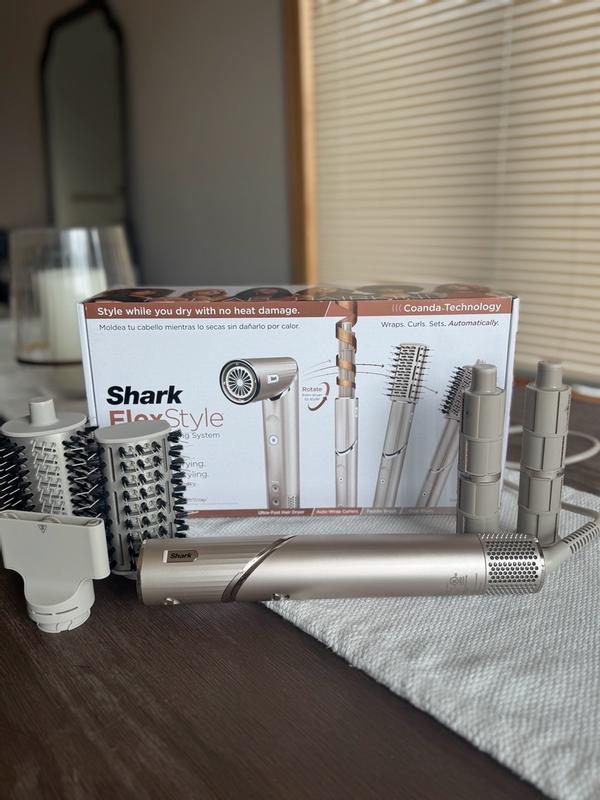 Customer carousel item 7.