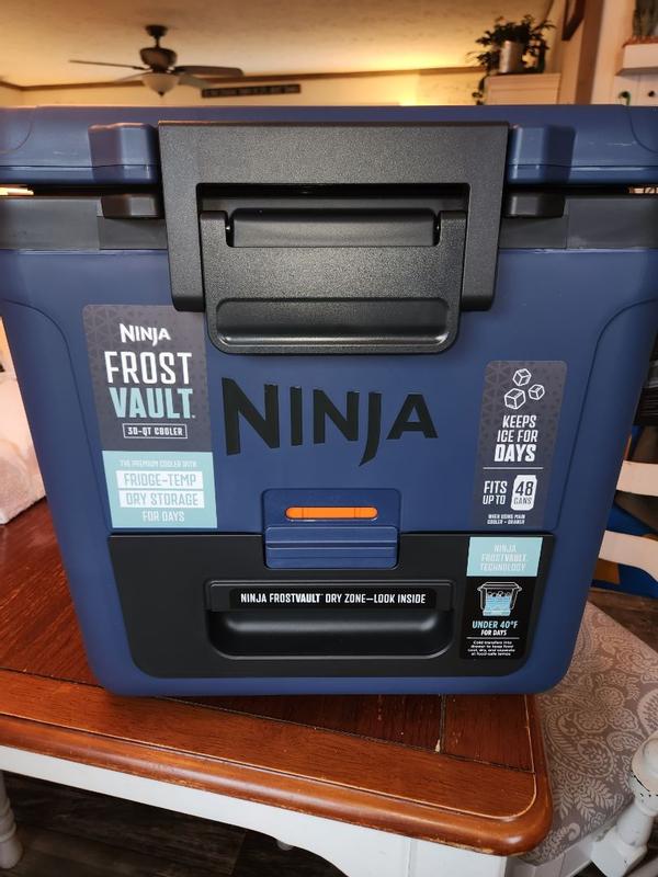 ウェア water'shops Ninja FrostVault™ 30qt Hard Cooler with Cold Dry Zone, Lakeshore
