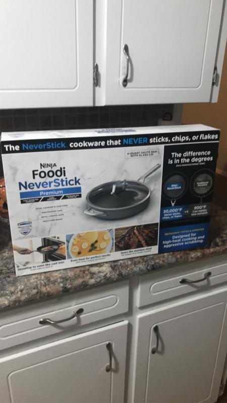 Ninja™ Foodi™ NeverStick® Premium Hard-Anodized 3-Quart Sauté Pan with  Glass Lid C30130 