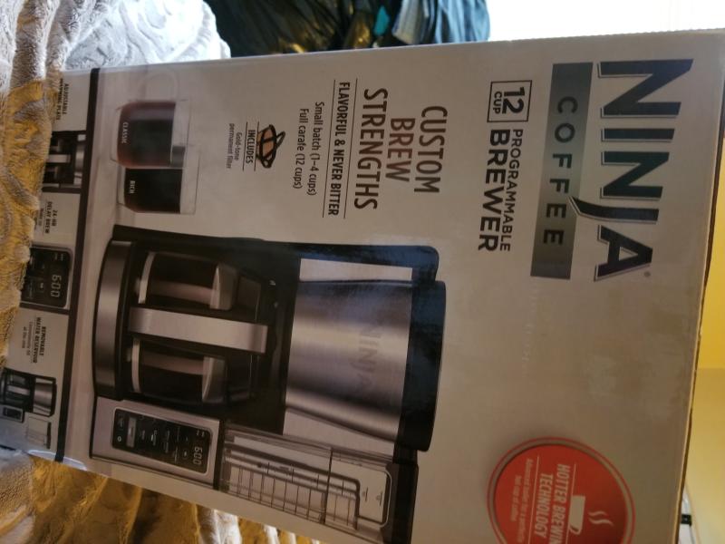  Ninja CE251 12-Cup Programmable Coffee Brewer with Permanent  Filter, 2 Brew Styles Classic & Rich, Adjustable Warming Plate, 60 oz.  Removable Water Reservoir, 24-hr Delay Brew &, Black/Stainless Steel: Home 